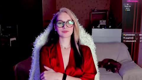 Ellie online show from March 6, 6:37 pm