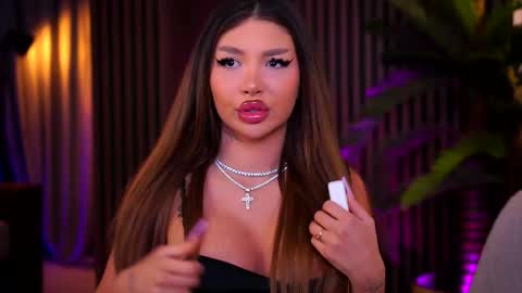 Cassye online show from November 15, 10:11 pm