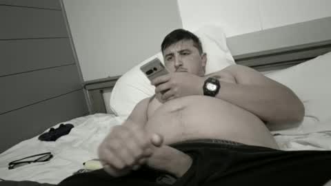 Snapshot of castortroyyyyy chatting on March 5, 3:51 pm Castor troyyyyy online show from March 5, 3:51 pm