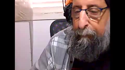 casual53 online show from February 28, 7:05 am