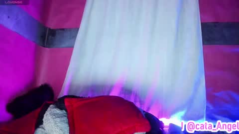 Snapshot of cata_angel1 chatting on March 3, 1:10 am Cata Angel online show from March 3, 1:10 am