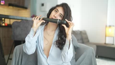 Catalina online show from March 29, 2:30 pm