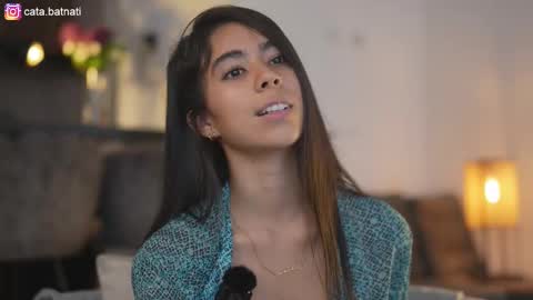 Catalina online show from November 9, 5:37 pm