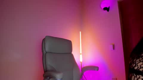 cata_n_cami online show from March 1, 4:04 am