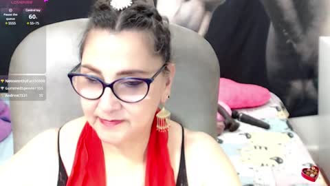 Snapshot of cataleya_mom_ chatting on March 5, 8:10 am cataleya online show from March 5, 8:10 am