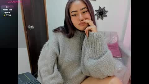 Snapshot of cataleya_sub_ chatting on September 13, 1:46 pm cataleya_sub_ online show from September 13, 1:46 pm