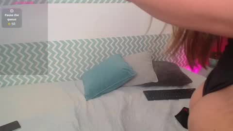 cataleyawilson_369 online show from November 12, 4:09 pm