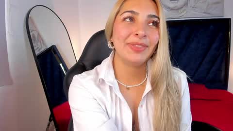 catalina_osorio online show from May 28, 12:14 pm