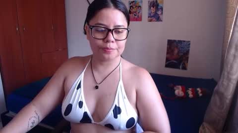 catalinaa_lovee online show from September 30, 7:35 pm