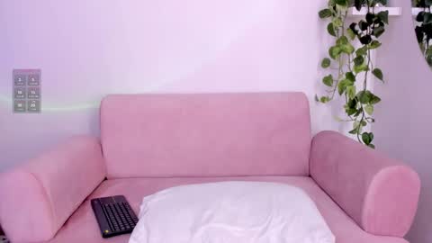      online show from November 22, 3:10 pm