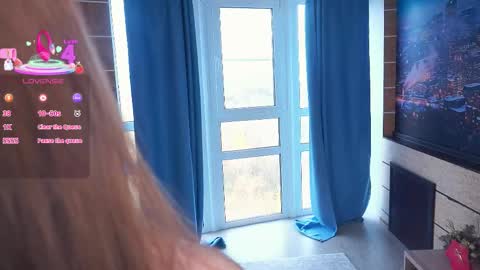 Snapshot of cateclem chatting on October 12, 6:28 am Kate online show from October 12, 6:28 am