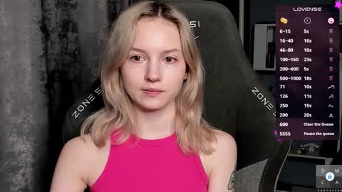 Sam online show from December 19, 8:04 pm