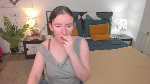 Catrin online show from December 1, 6:33 am