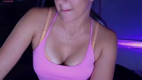 catherinstone online show from August 3, 9:04 am
