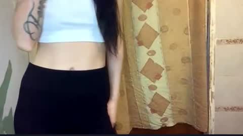 Lola online show from October 22, 9:49 pm