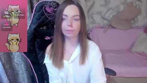 .  .  online show from November 28, 8:32 am