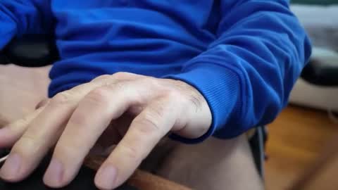 catmandoo21001 online show from March 29, 9:16 pm