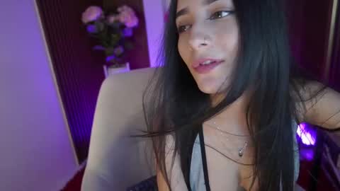Snapshot of cattleyascaly chatting on September 19, 8:01 pm cattleyascaly online show from September 19, 8:01 pm
