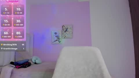 Snapshot of caylin_jordan chatting on October 10, 12:55 pm Cay online show from October 10, 12:55 pm