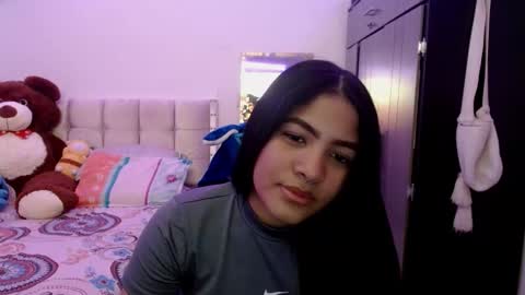 Caylinn online show from September 19, 2:05 am