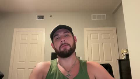 Snapshot of cboyy20 chatting on December 11, 6:14 am cboyy20 online show from December 11, 6:14 am