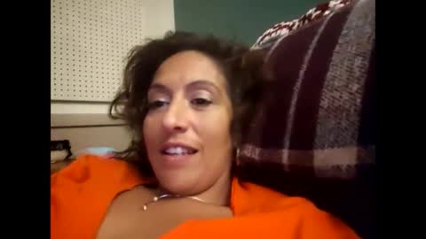 cece_vibez online show from October 17, 7:56 am
