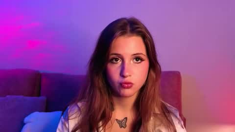 Lina  online show from October 20, 7:41 pm