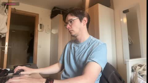 ceedm91 online show from April 1, 1:01 pm