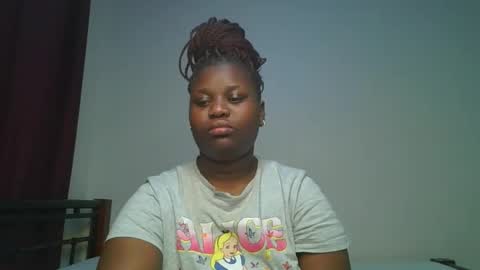 ceepretty25 online show from April 30, 12:26 am