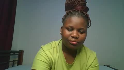 ceepretty25 online show from May 7, 9:38 am