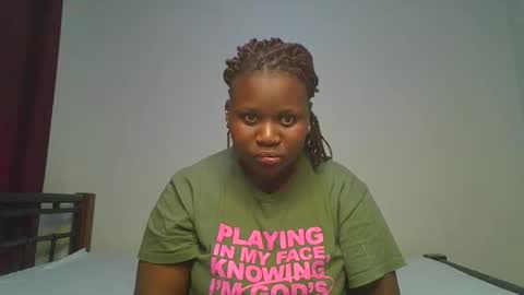 ceepretty25 online show from April 22, 9:27 am
