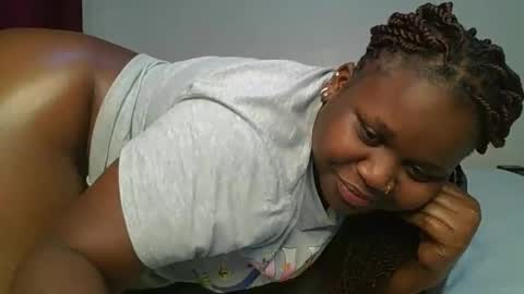 ceepretty25 online show from April 26, 1:42 pm
