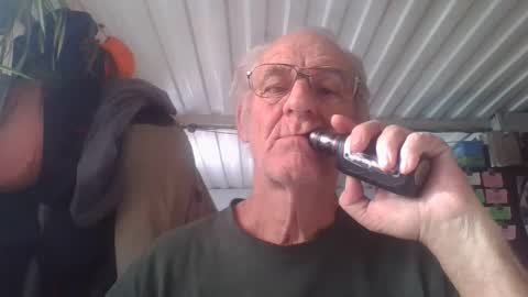 Chuck online show from November 10, 6:43 pm