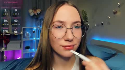 Snapshot of cel1ne_secret chatting on March 2, 7:34 pm Josie Manesi online show from March 2, 7:34 pm