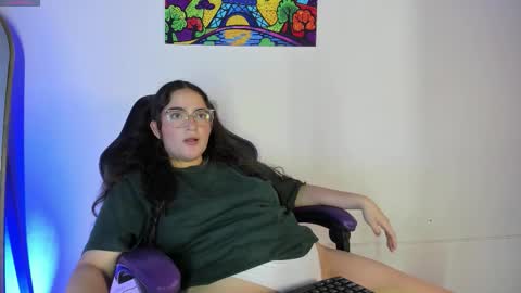 celeste_beckham online show from September 24, 9:05 am