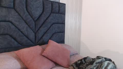 Snapshot of celeste_bs chatting on October 22, 3:53 am Celeste online show from October 22, 3:53 am