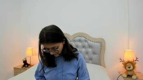 Celeste Calderon online show from December 21, 11:49 am