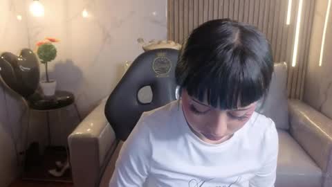celeste_fioree online show from May 25, 8:04 pm