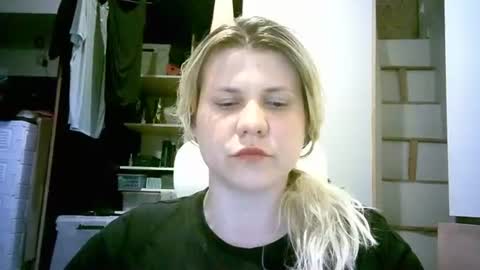 celeste_naughty_ online show from June 29, 10:12 am