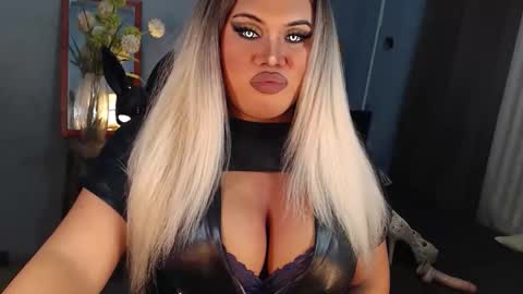 cellinekittcumerr online show from September 11, 2:51 pm