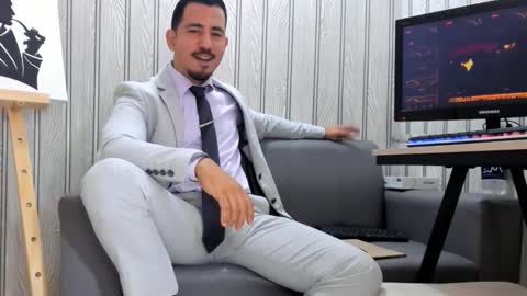 Cesar online show from February 28, 4:44 pm