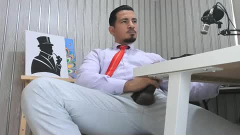 Cesar online show from May 4, 6:47 pm