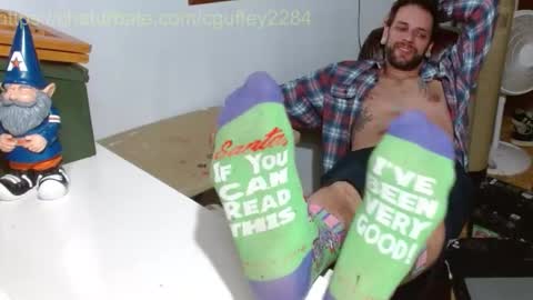 cguffey2284 online show from December 17, 1:56 am