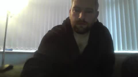 ch33ky85 online show from December 5, 12:39 pm