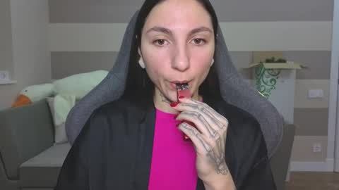 Kate online show from December 17, 7:26 am