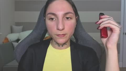 Kate online show from April 3, 1:51 pm