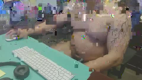 Chuck online show from December 18, 5:00 pm