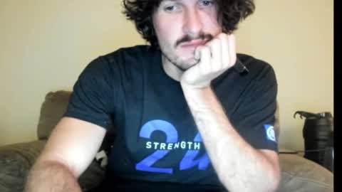 Snapshot of chadpowerz chatting on October 8, 6:52 am Lydong online show from October 8, 6:52 am