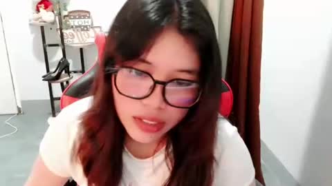 chakadal_xx online show from February 12, 3:37 pm