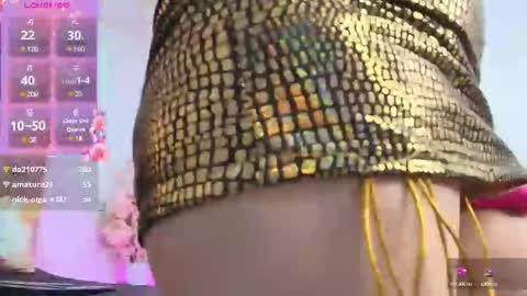 Snapshot of chalotte_grey chatting on March 7, 9:38 pm Charlotte Grey online show from March 7, 9:38 pm